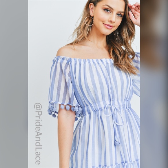 LAST 1️⃣ BLUE STRIPES OFF THE SHOULDER TOP - Picture 6 of 6